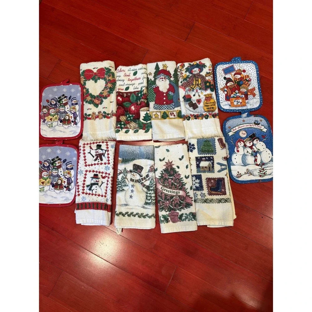 Vintage Christmas Kitchen Towel Pot Holder Lot Snowman Santa Gingerbread 12pc